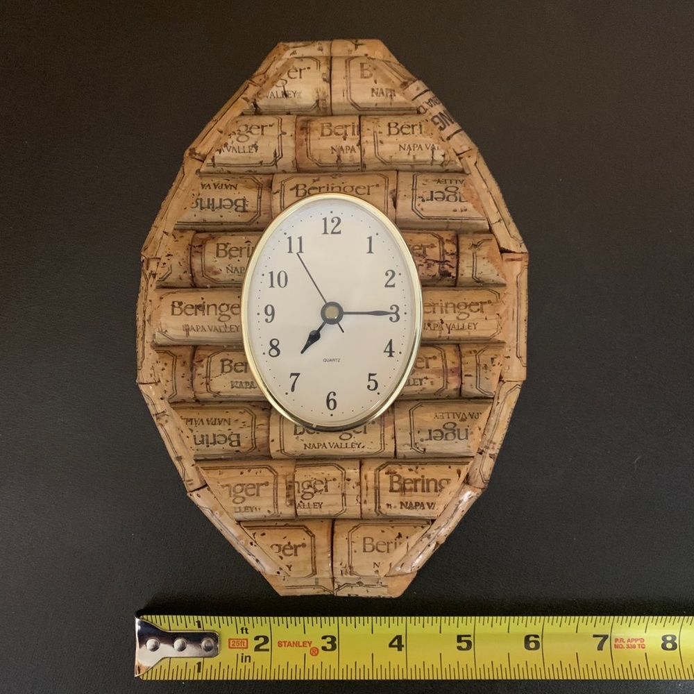 Handcrafted Cork Clock (Beringer) - Picture 8 of 9